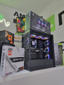 Amd Ryzen 7 7800x3d + 32 gb DDR5 + RTX 5070TI 16GB