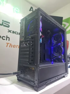 PC GAMER USADA AMD RYZEN 3 3299G + 16GB DDR4  +NVME 500GB